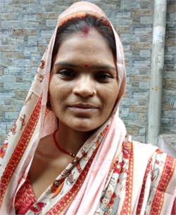Aarti - Part time Cleaner and Cook in Sonia Colony Camp in Delhi