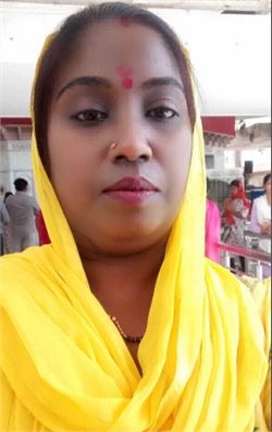 Aarti - Part time Cook and Baby Sitter in Vivek Vihar in Delhi