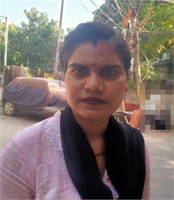 Aarti - Part time Cleaner and Cook in Anand Vihar in Delhi