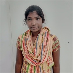 Aarti bai - Full time Cleaner in Malad west in Mumbai