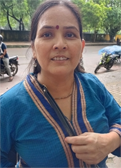 Aarti Singh - Part time Cleaner and Cook in Kishangarh in Delhi