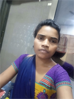 Akriti xalxo - Full time Cleaner and Baby Sitter in khar danda in Mumbai