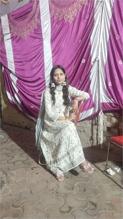 Alka Sakhla - Part time Baby Sitter in Sagar Pur in New Delhi