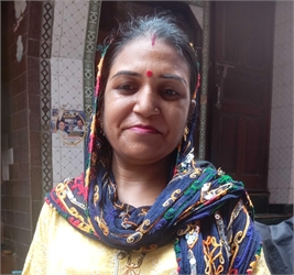Anita - Part time Baby Sitter in dakshin puri in Delhi