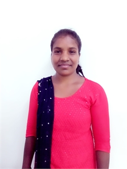 Anita Devi - Full time Cleaner in Malad West in Mumbai