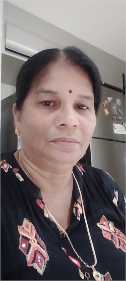 Anita Mishra - Full time Cook and Baby Sitter in Versova Andheri west in Mumbai