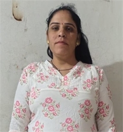Anjali Hasda - Full time Cleaner and Cook and Baby Sitter in Koregaon in Pune