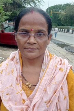Anju Chouhan - Part time Patient Care and Elderly Care in Sriniwaspuri in Delhi