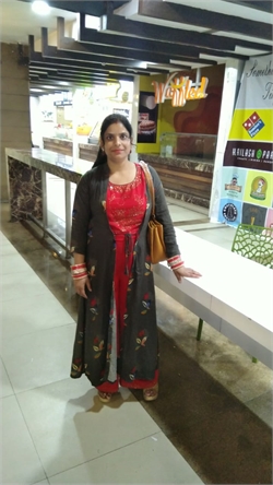 anuradha - Full time Cleaner and Baby Sitter in Gwalior in Dhamtari