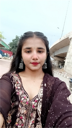 Anushka Tripathi - Part time Baby Sitter in Panipat
