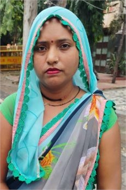 Arti - Part time Cleaner in , Anand Vihar, in Delhi