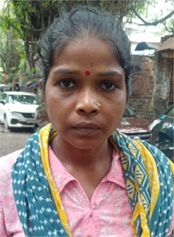 Asha Devi - Part time Cleaner in Tughlaqabad Village in Delhi