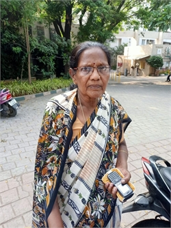 Asha Nagraj - Part time Cook in Prasanna Someshwara Temple, Magadi Main Rd, Keshava Nagar, Cottonpete, Bengaluru, Karnataka 560023, India in Bangalore Bengaluru