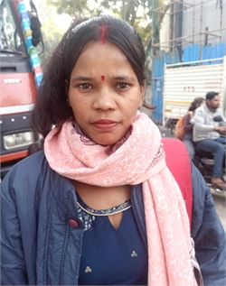 Babita - Part time Cleaner and Baby Sitter in Anand Vihar in Delhi