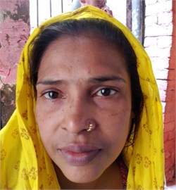 Babli - Part time Cleaner and Baby Sitter in Azadpur in Delhi