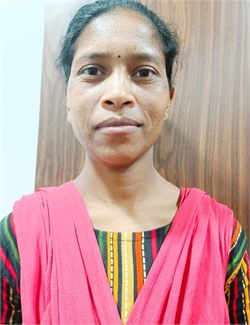 Balmoti Kujur - Full time Cleaner and Baby Sitter in Andheri (E) in Mumbai