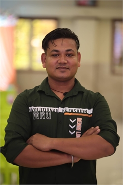 Brajesh Kumar  Mandal - Full time Cook in Kandivali West in Mumbai