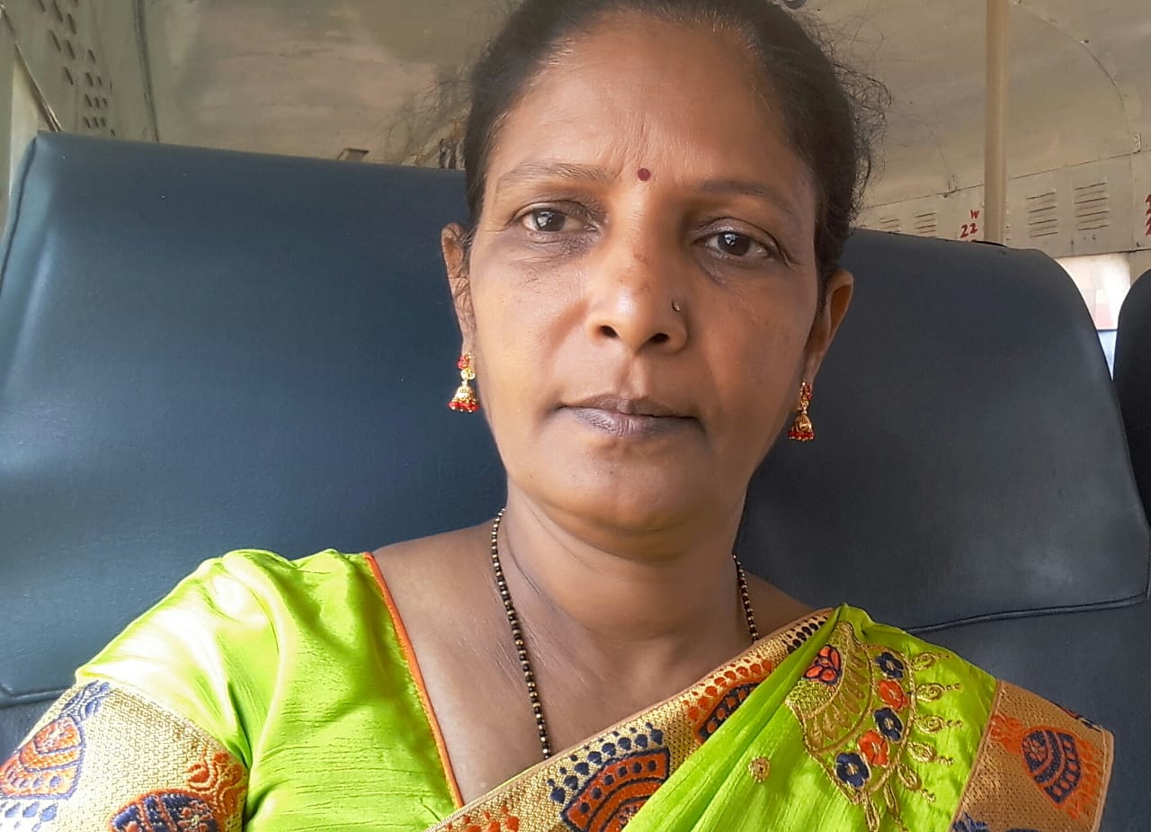 Mahadevi Yaragatti - Full time Baby Sitter in Adugodi in Bangalore Bengaluru