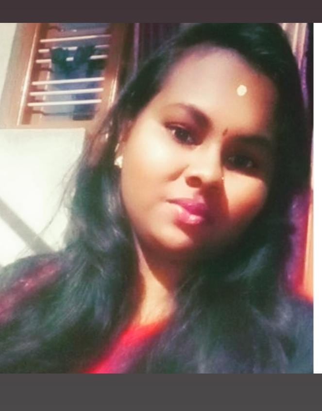 Kavya  R