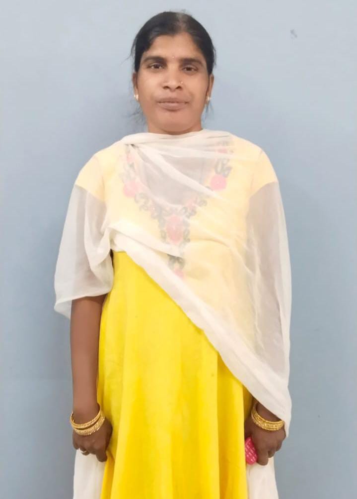 Sunita Tare - Full time Cleaner and Cook and Baby Sitter in Wilson garden in Bangalore Bengaluru