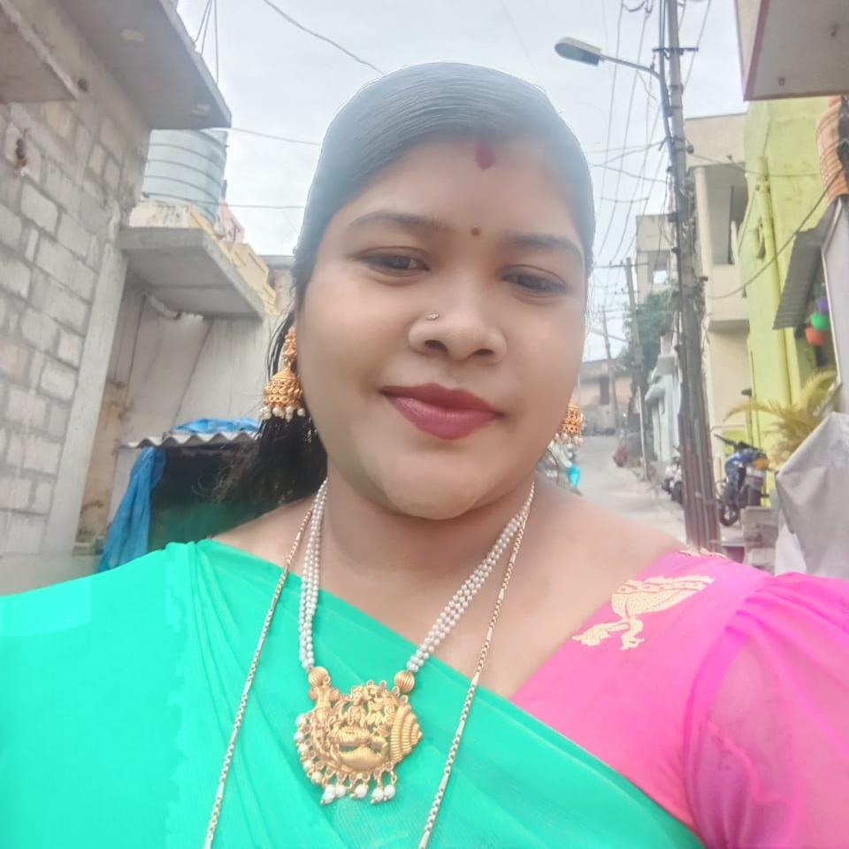 Anjali K - Part time Cleaner and Cook in Kurubarahalli in Bangalore Bengaluru