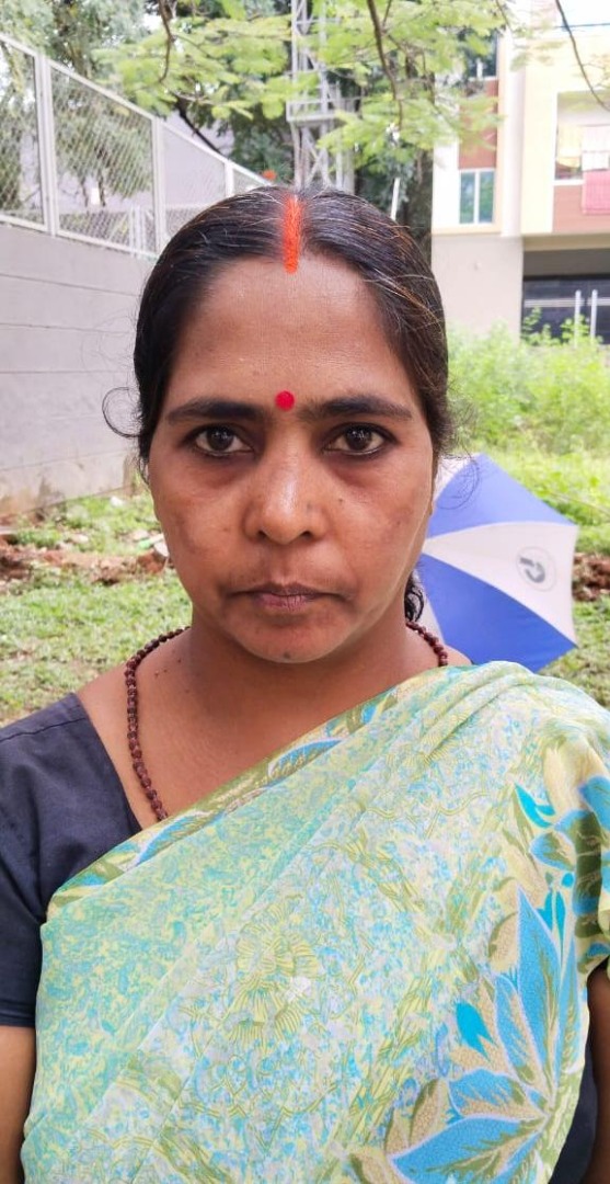 Gudiya - Part time Cleaner and Cook and Baby Sitter in Thanisandra in Bangalore Bengaluru