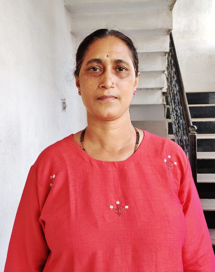 Sudha - Full time Cleaner and Cook and Baby Sitter in Wilson garden in Bangalore Bengaluru