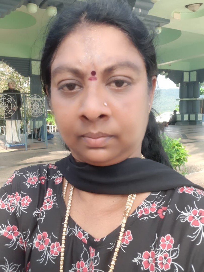 Shobha - Full time Cleaner and Cook and Baby Sitter in Anekal in Bangalore Bengaluru