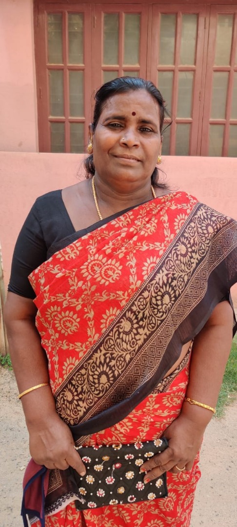 Saroja J - Full time Cleaner and Cook and Patient Care and Elderly Care and Baby Sitter in Malleshpalya in Bangalore Bengaluru
