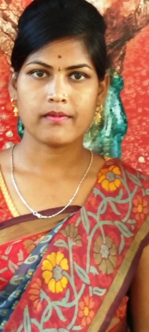 Sunita Tana Bhagat - Full time Cleaner and Cook and Baby Sitter in Kadugodi in Bangalore Bengaluru
