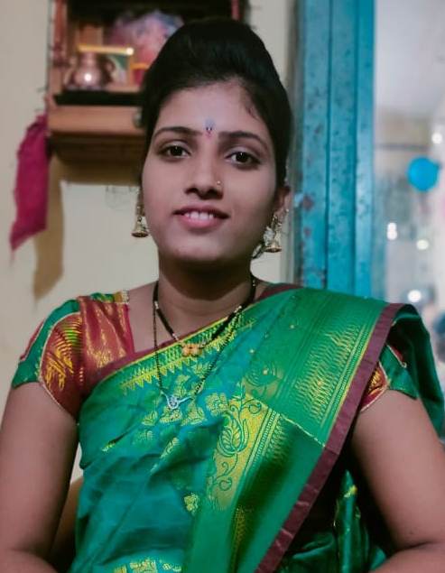 Manisha Shinde - Part time Cleaner and Baby Sitter in Sanpada in Mumbai