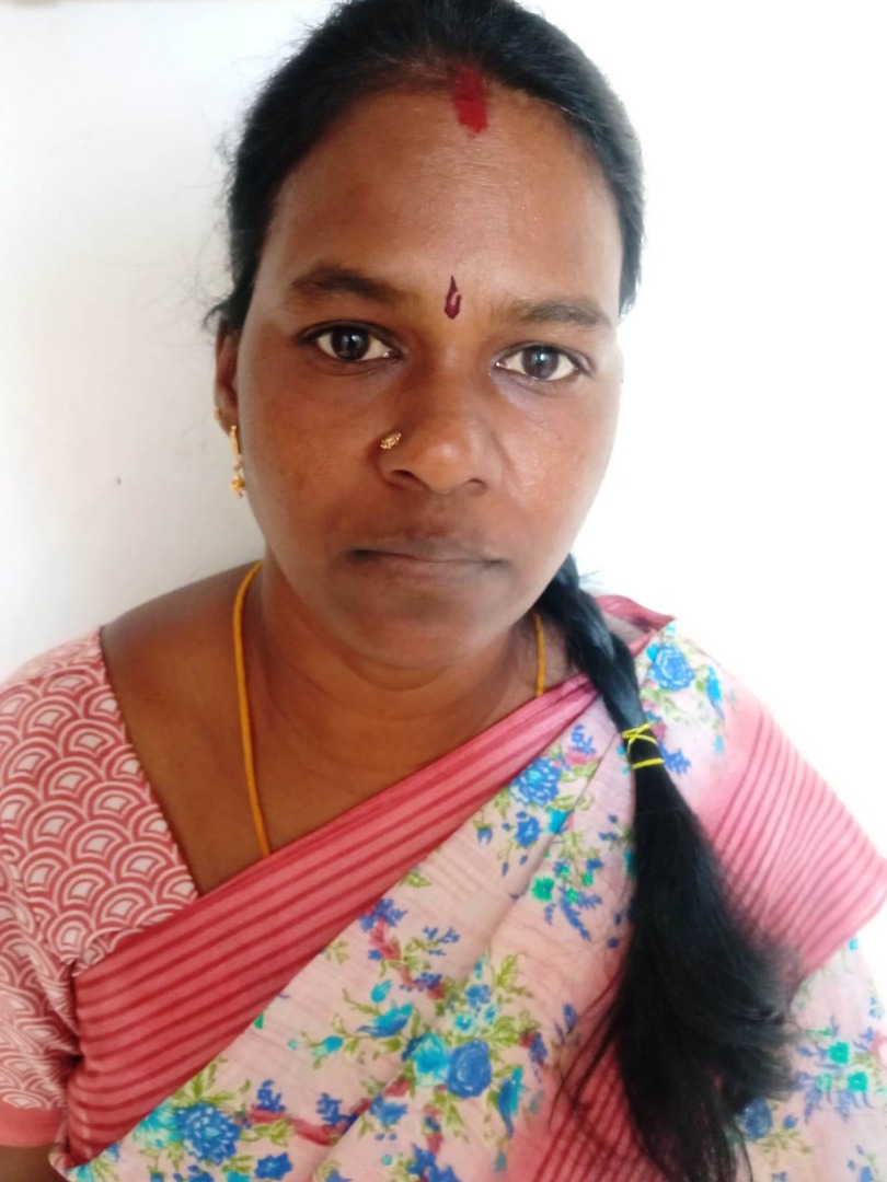 Gowri - Part time Baby Sitter in Banaswadi in Bangalore Bengaluru