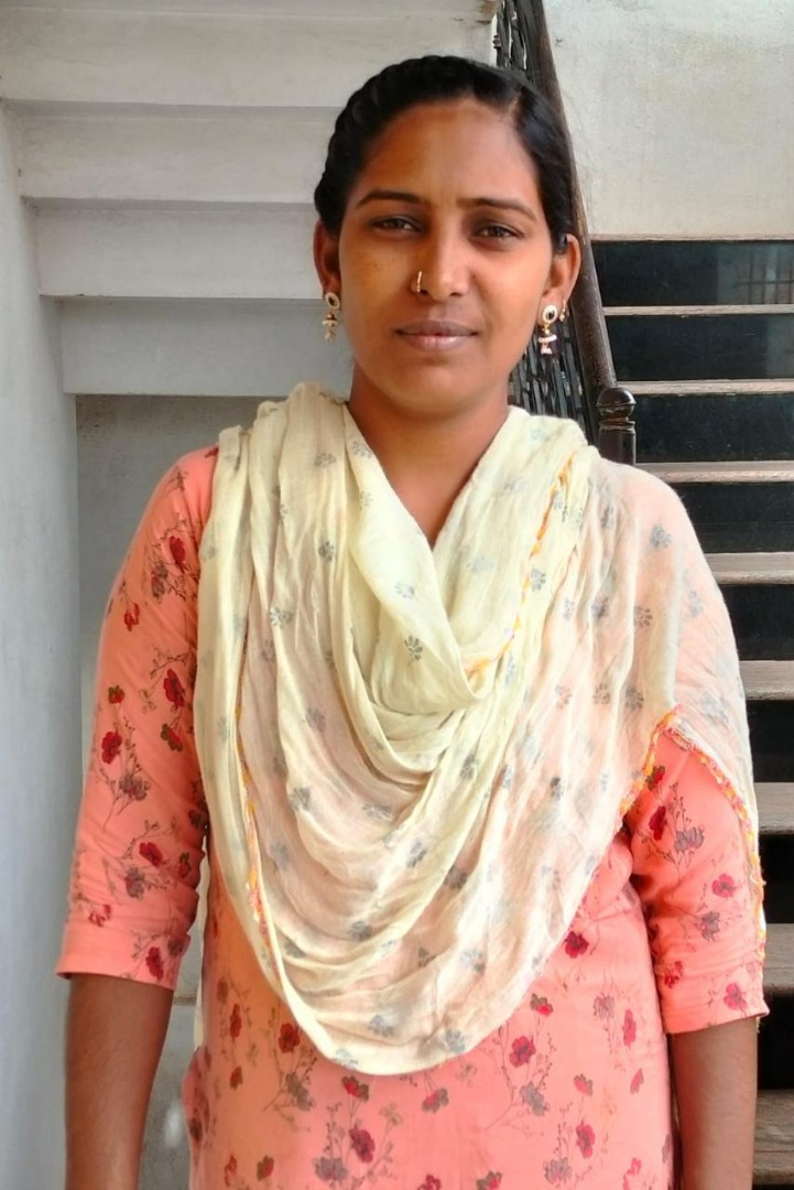 Saniya  Imamhusain  Mudgal - Full time Cleaner and Baby Sitter in Wilson Garden in Bangalore Bengaluru