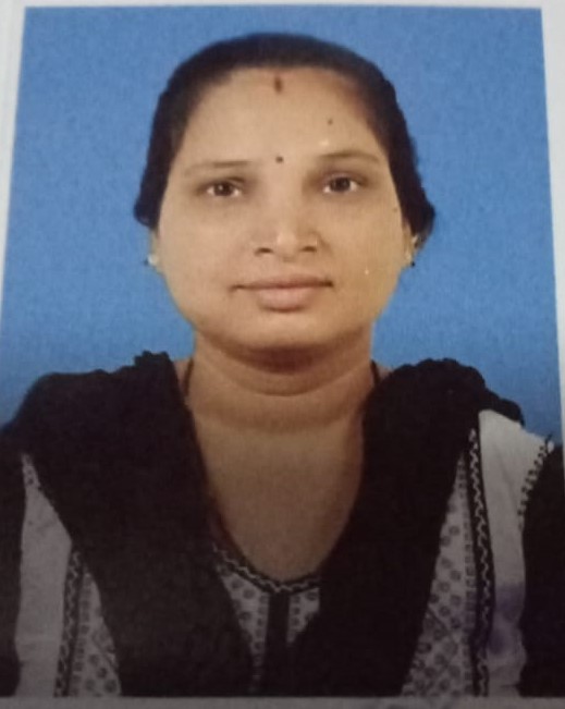 Sunita Ramchandra Kadam - Part time Cleaner and Baby Sitter in Worli in Mumbai