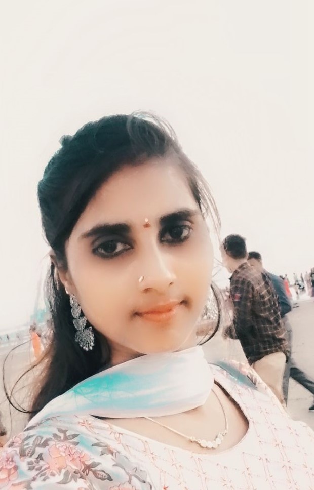 Bilkis Shaikh - Part time Cleaner and Cook and Baby Sitter in Goregaon East in Mumbai