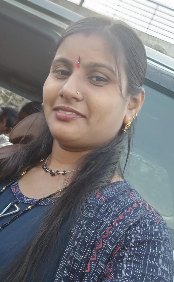 Sunita Itkar - Part time Cleaner and Baby Sitter in Andheri Wast in Mumbai