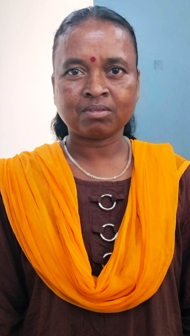 Chamani Devi - Full time Cleaner and Cook and Baby Sitter in Wilson Garden in Bangalore Bengaluru