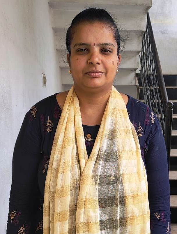 Rathi B T - Full time Cleaner and Patient Care and Elderly Care and Baby Sitter in Mandya in Bangalore Bengaluru