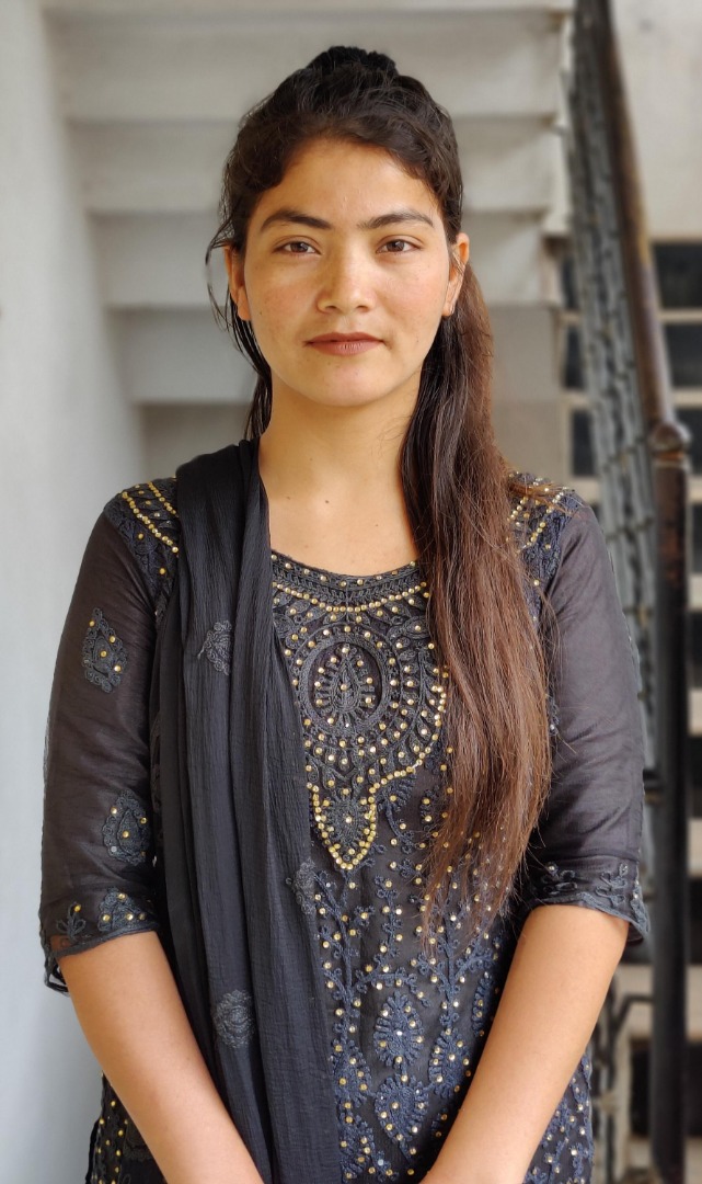 Chandani Budha - Full time Cleaner and Cook and Baby Sitter in Willson Garden in Bangalore Bengaluru