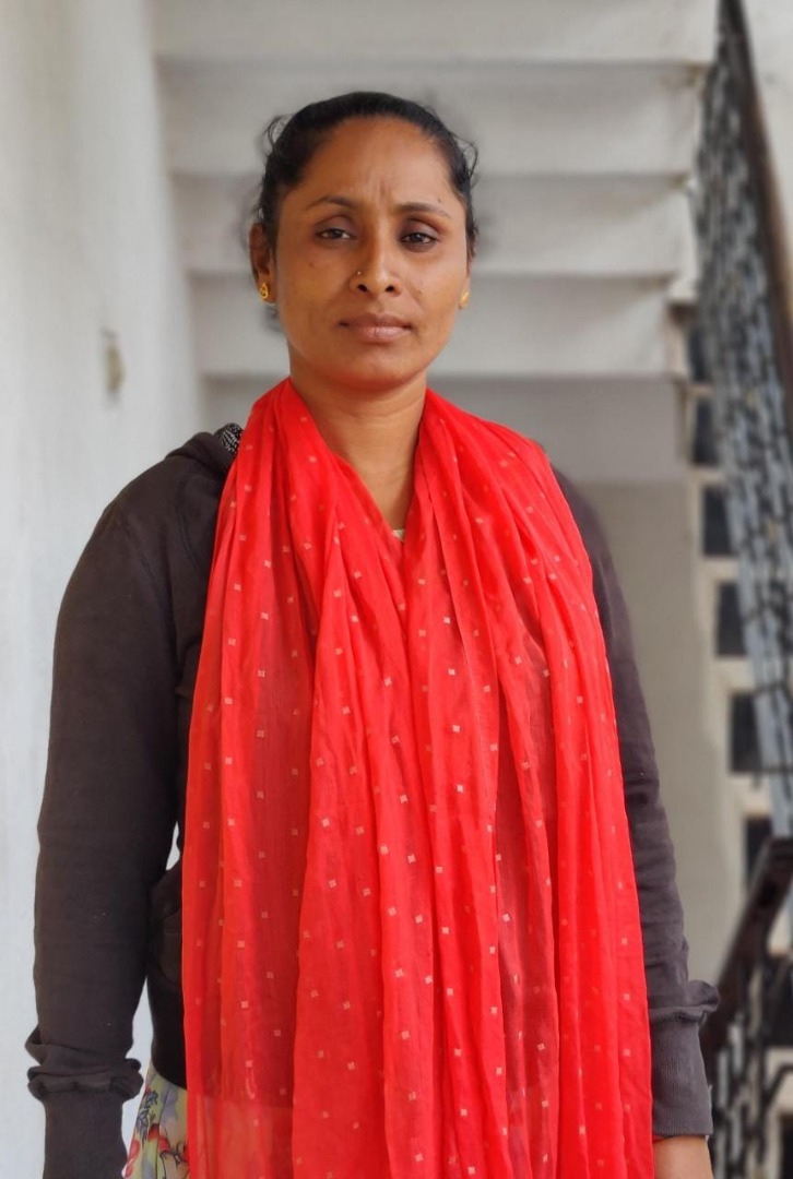 Roopa - Full time Cleaner and Cook and Baby Sitter in Wilson garden in Bangalore Bengaluru
