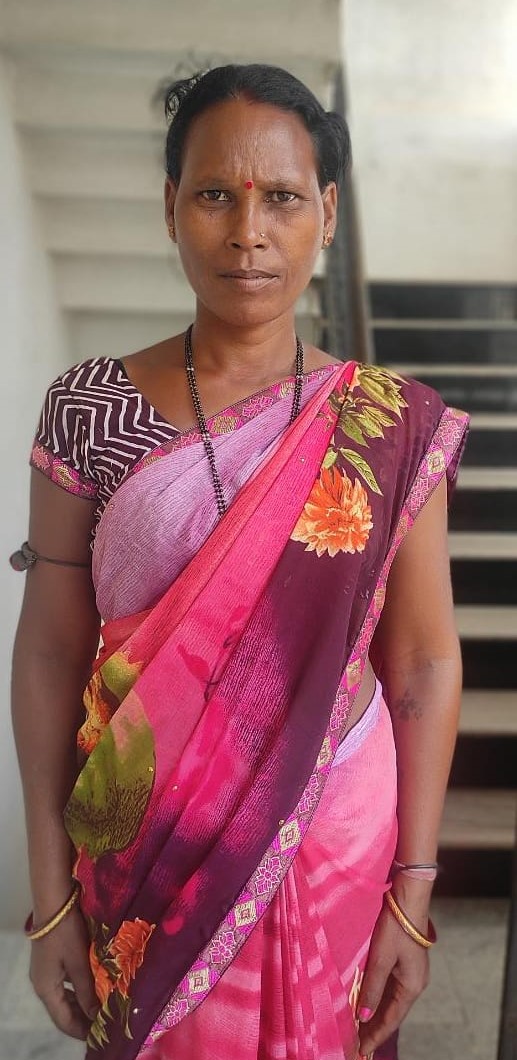 Minati Lakra - Full time Cleaner and Baby Sitter in Willson Garden in Bangalore Bengaluru