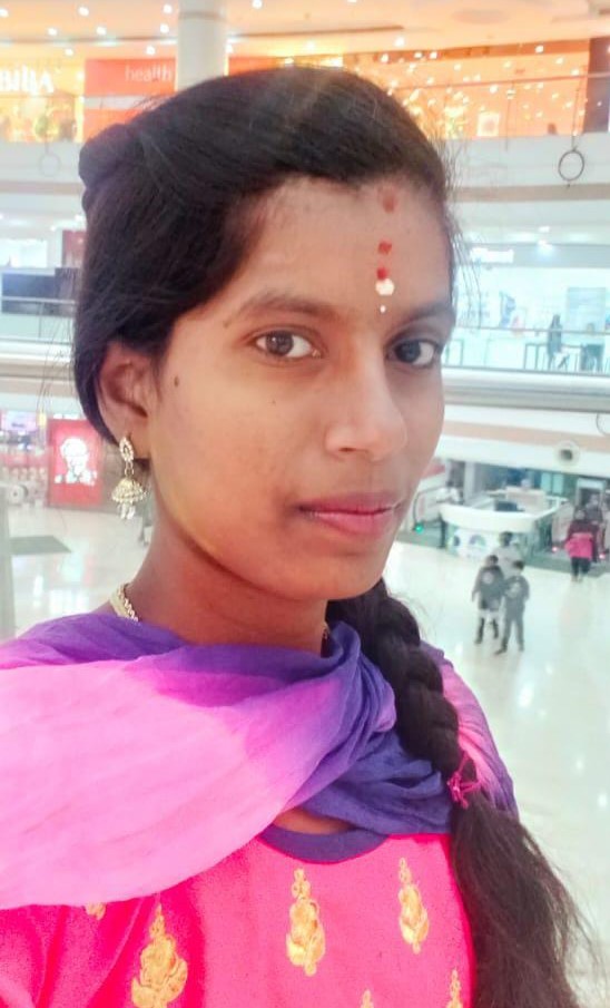 Abhilasha - Full time Cleaner and Cook and Baby Sitter in Kulumedoddi in Hubli
