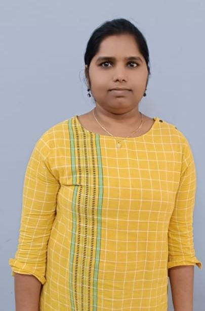 Sreedevi Sreevan - Full time Cleaner and Cook and Baby Sitter in Sarjapura in Bangalore Bengaluru