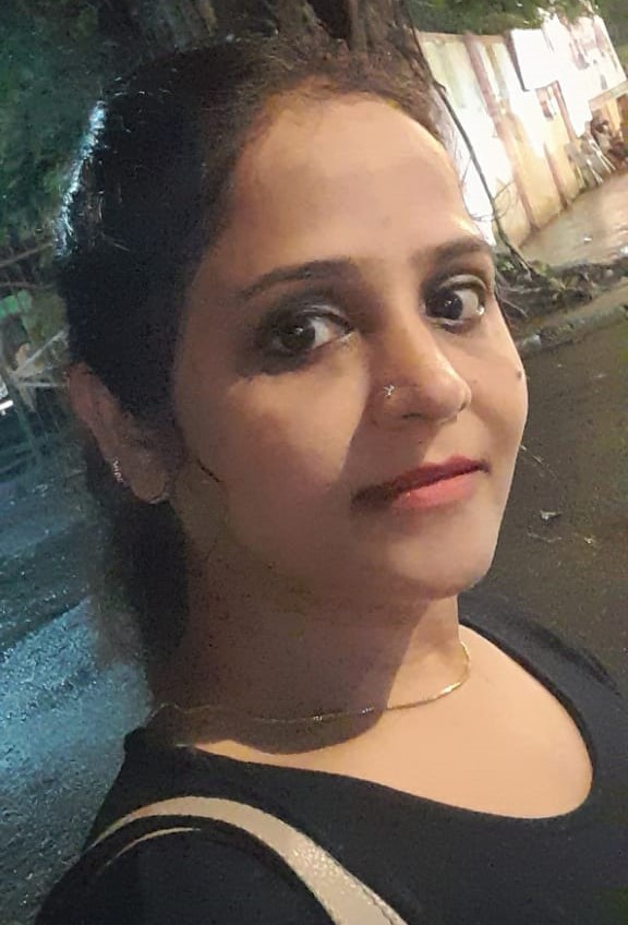 Minakashi Sanjay Shinde - Part time Cleaner and Cook in Worli in Mumbai