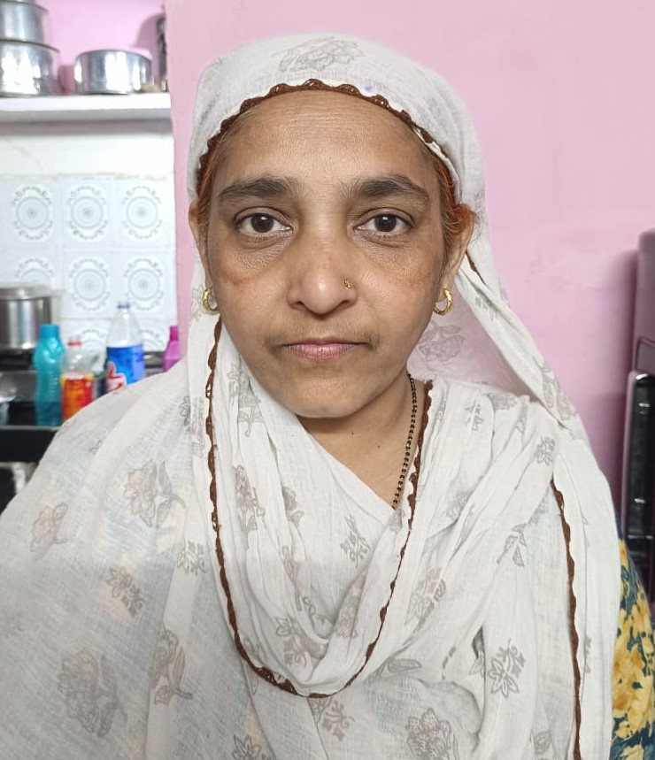 Rubina Habib Khan - Part time Cook and Baby Sitter in Chembur West in Mumbai