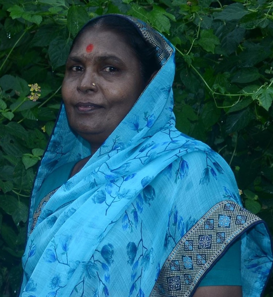 Rupa Kharat - Part time Cleaner and Baby Sitter in Kandivali East in Mumbai