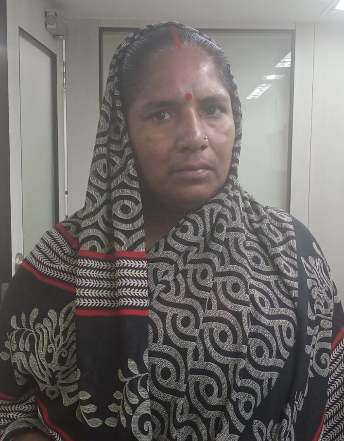 Baby Devi - Part time Cleaner and Cook in Malad West in Mumbai