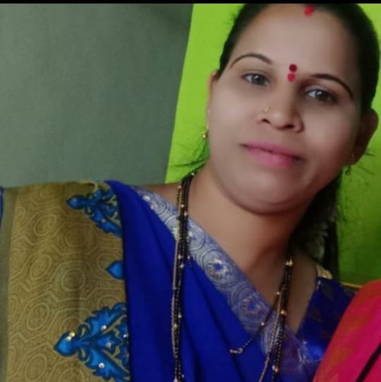 Shuhasani Shinde - Part time Cleaner and Cook and Baby Sitter in Titwala in Mumbai