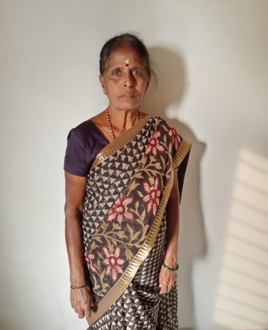 Chowdamma - Full time Cleaner and Cook and Baby Sitter in Kadugodi in Bangalore Bengaluru
