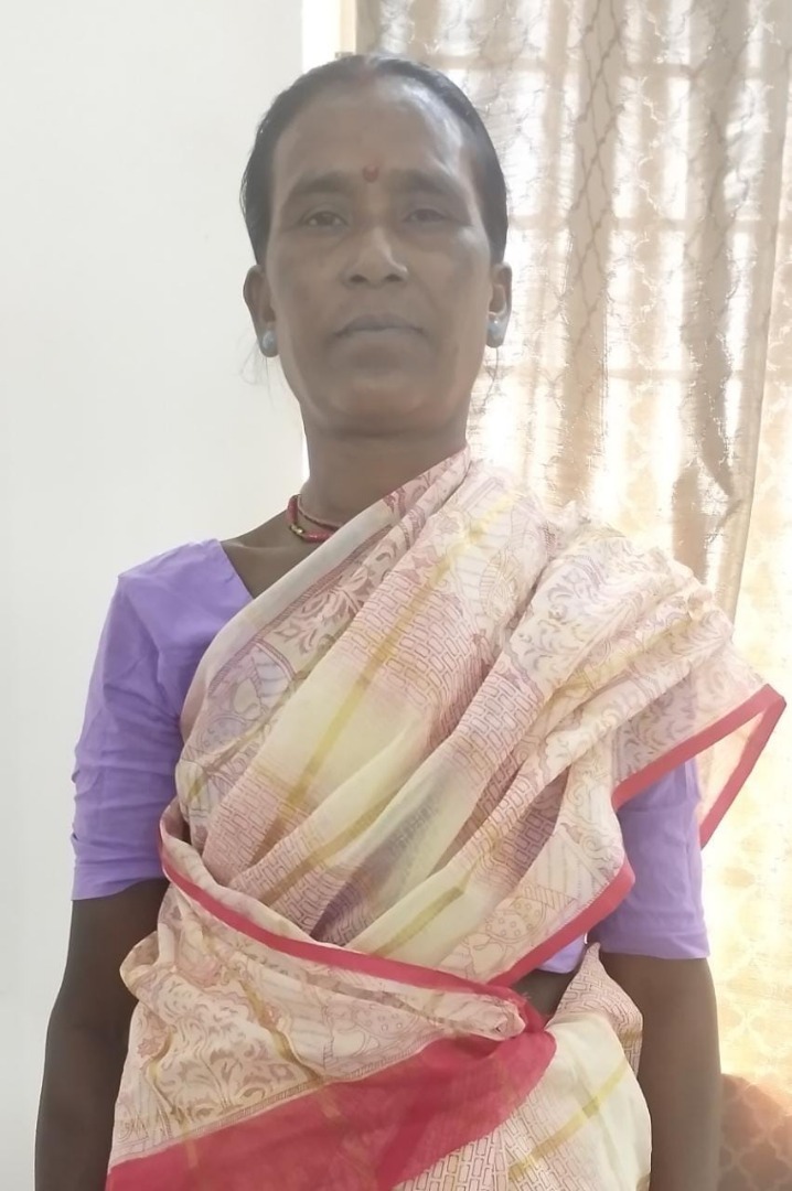 Benami Lohar - Full time Cleaner and Baby Sitter in Wilson Garden in Bangalore Bengaluru